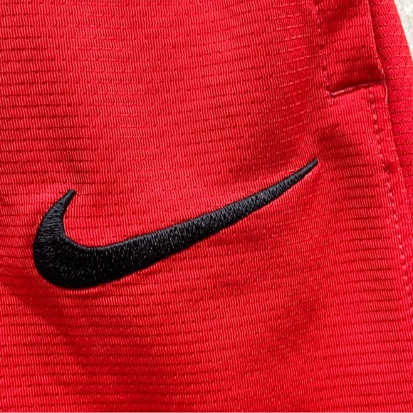 Men's Nike Red Dri Fit 22 inch Athletic Basketball Shorts, L - Picture 4 of 10